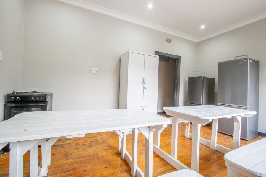 To Let 14 Bedroom Property for Rent in Die Bult North West